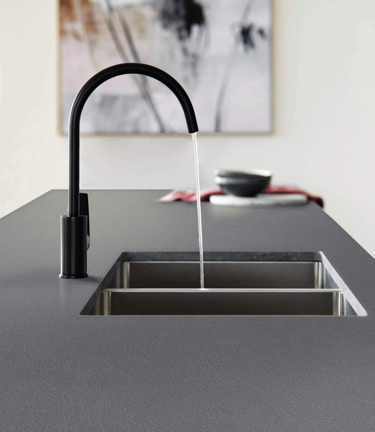 Ambiente con porcelánico Arklam Mirage Grey, foto del catálogo de Arklam