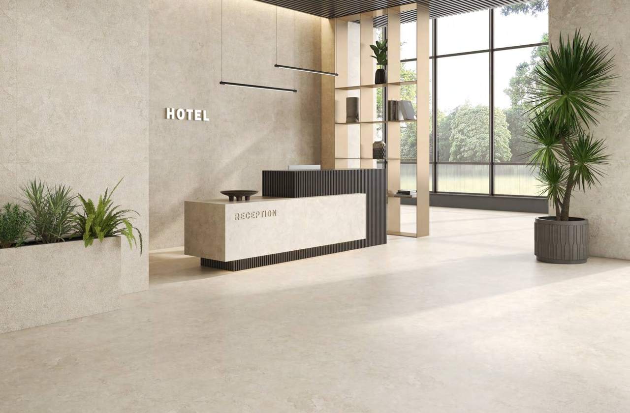 Ambiente con baldosas ITT Portland Stone, foto del catálogo de ITT Ceramic